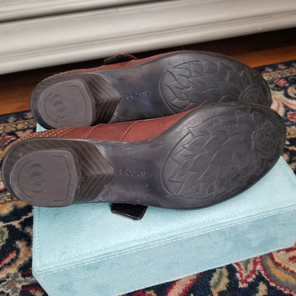 Marry Jane Low Heels - Picture 11 of 13